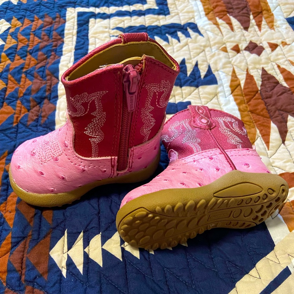 Roper infant boots.
